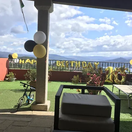 Ferienhaus Casa Centenaria Con Vistas Al Mar A 15 Minutos De Vigo *